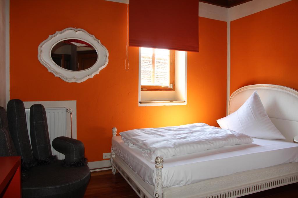 Hotel Turmdieb Volkach Quarto foto